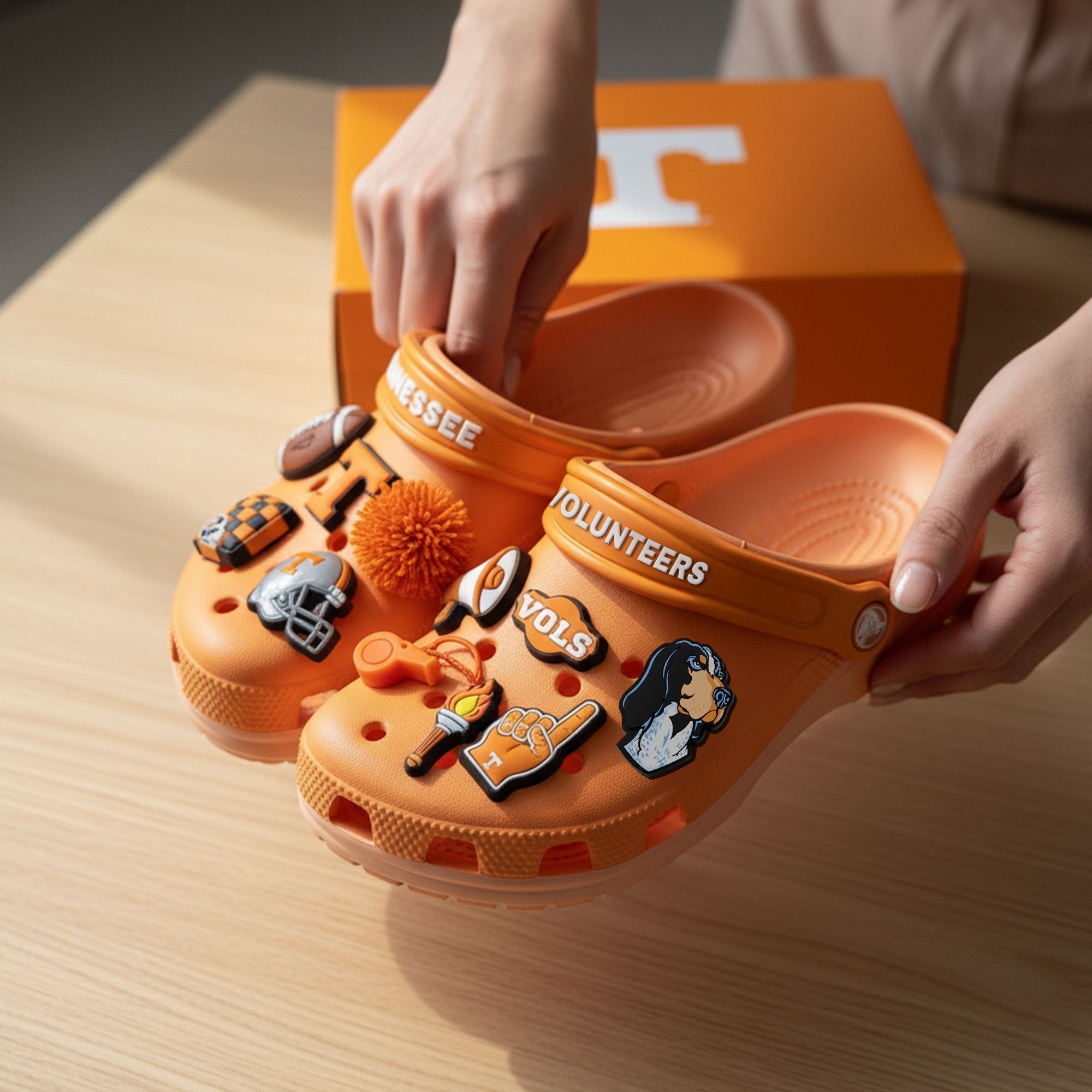 PREMIUM TVF CLOGS DAT